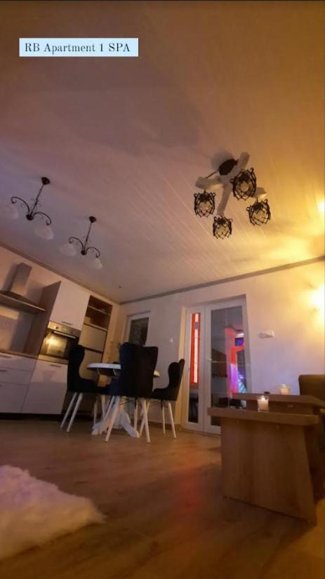 Rb Apartment 1 ปาลิช ภายนอก รูปภาพ