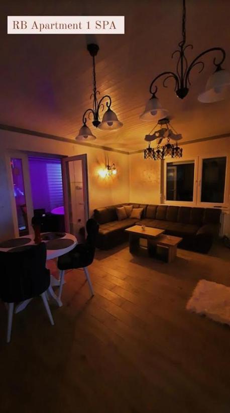 Rb Apartment 1 ปาลิช ภายนอก รูปภาพ
