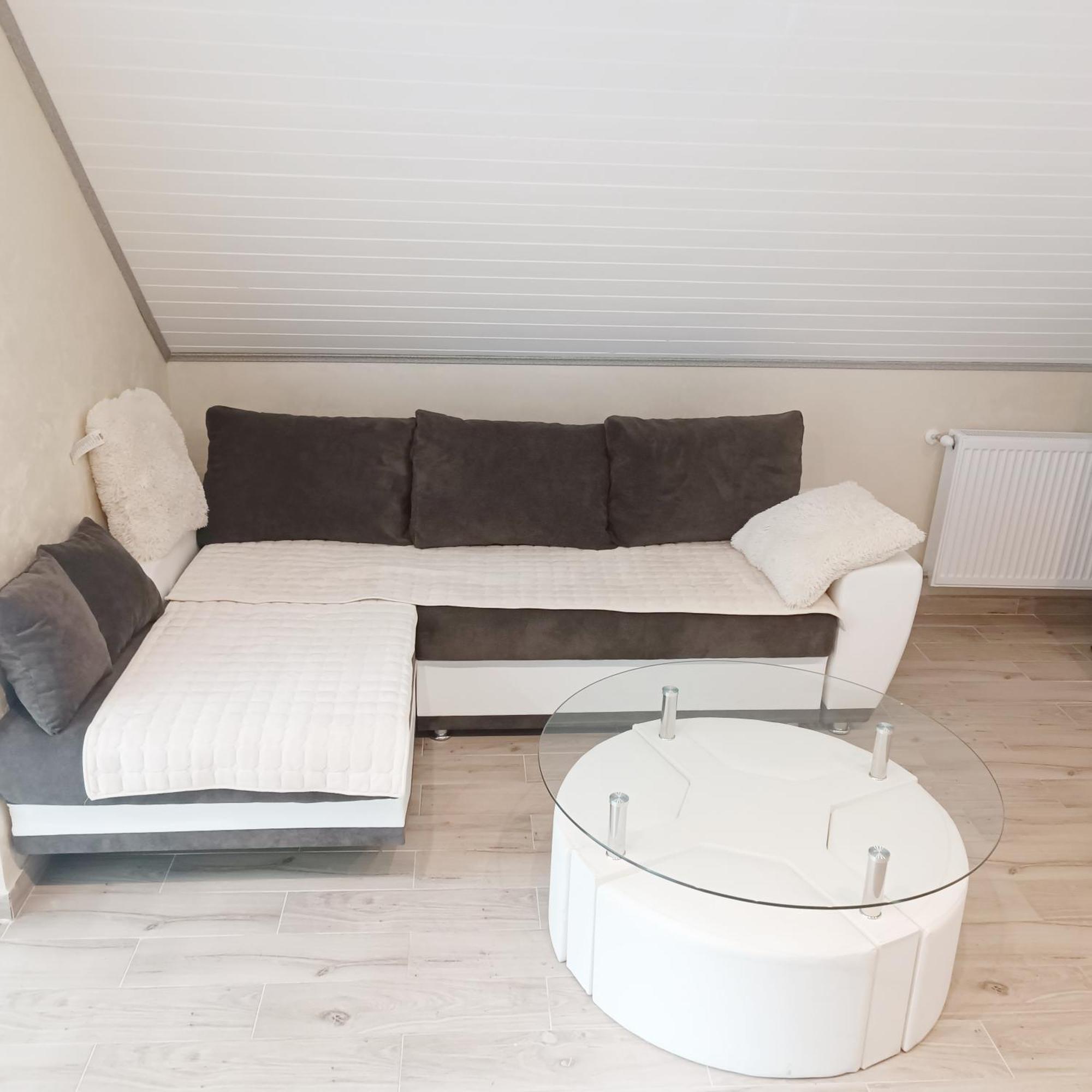 Rb Apartment 1 ปาลิช ภายนอก รูปภาพ